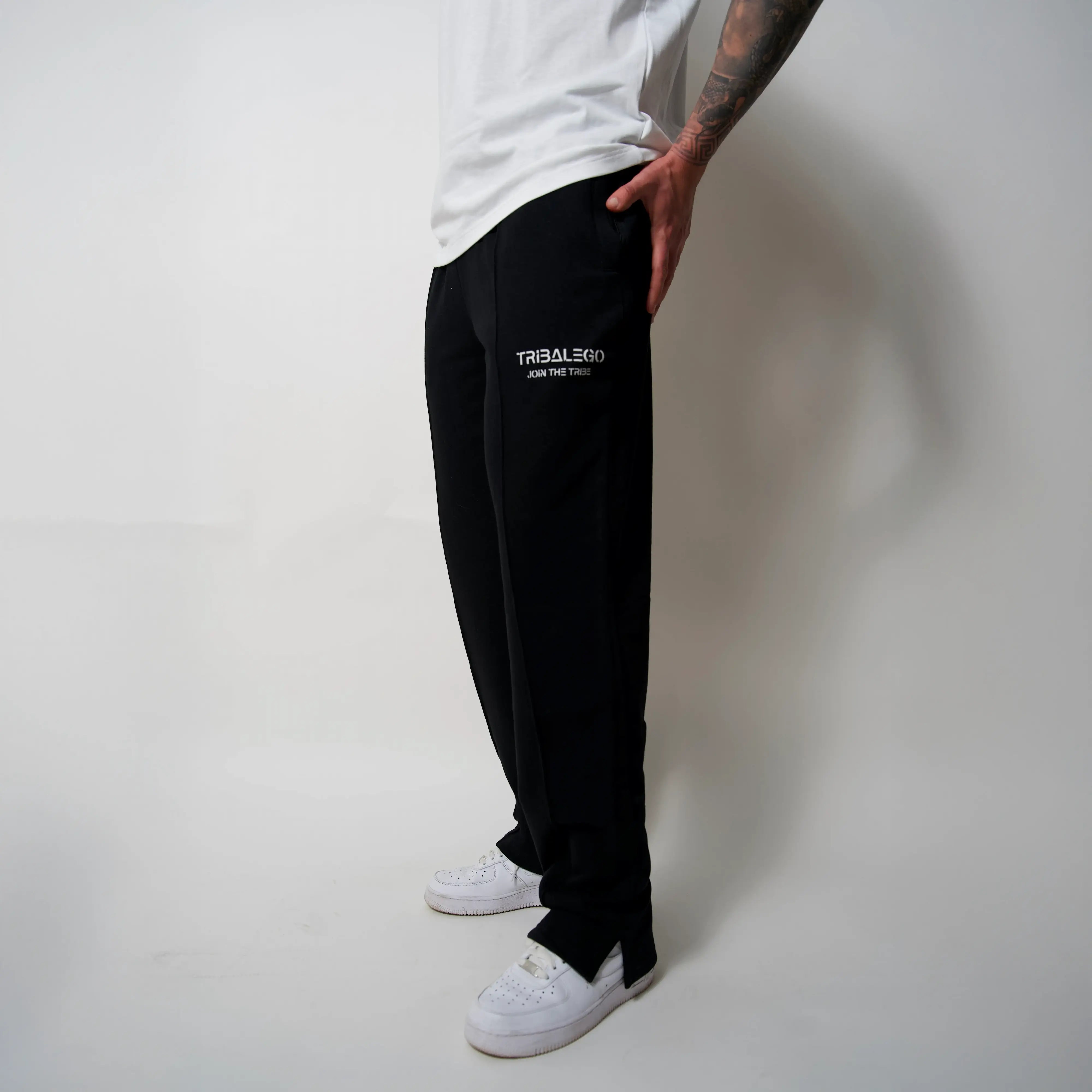 "RIFT" V-Split Pants